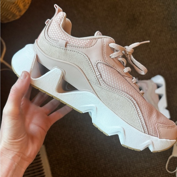 Nike RYZ 365 Barely Rose women’s size 8 - Picture 5 of 5